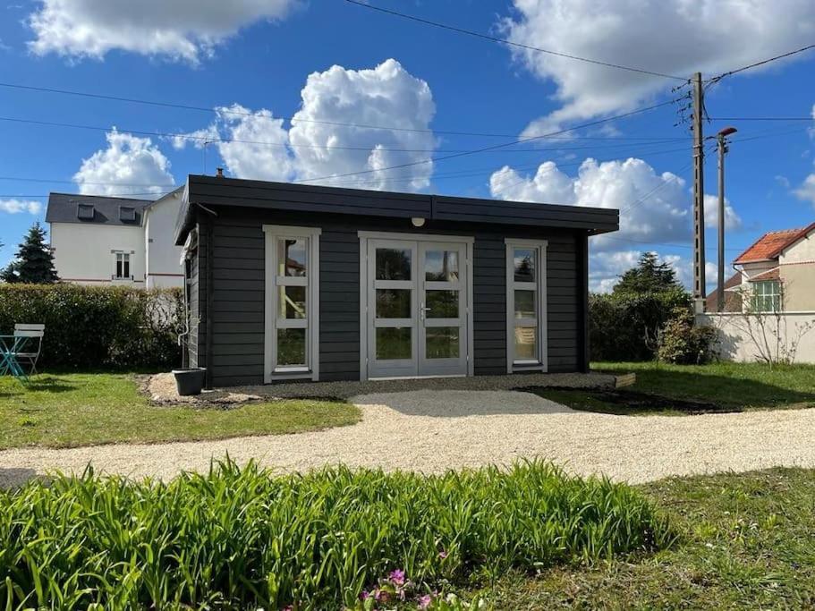 Tiny House Toute Equipee Avec Jardin Saint-Florent-sur-Cher Bagian luar foto